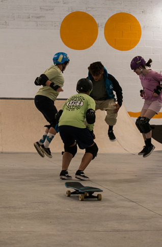Sesiones Skateboard adaptado e inclusivo